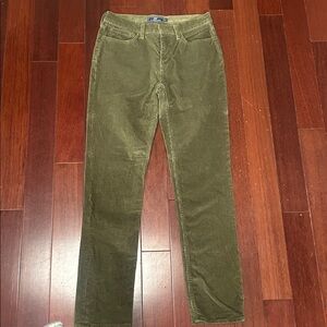 Men’s Vineyard Vines corduroy pants